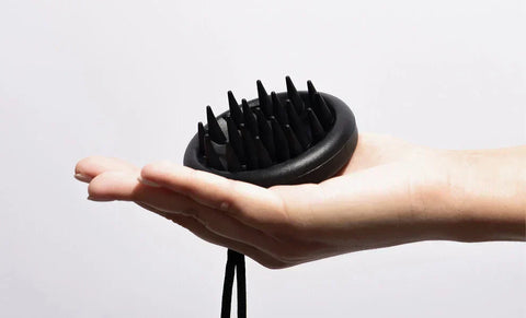 De perfecte hoofdhuidmassage met de scalp brush